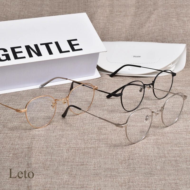 Ultralight Prescription Eyeglasses Frame Women Round Myopia Optical Korean Gentle Leto Titanium Glasses Frame for Men women
Ultralight Prescription Eyeglasses Frame Women Round Myopia Optical Korean Gentle Leto Titanium Glasses Frame for Men women