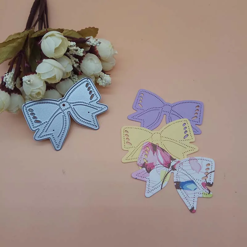 Cute BOW bowknot tie 2018 New Cutting Dies Scrapbooking Dies Metal Embossing Stamps and die for Card Making DIY
Cute BOW bowknot tie 2018 New Cutting Dies Scrapbooking Dies Metal Embossing Stamps and die for Card Making DIY