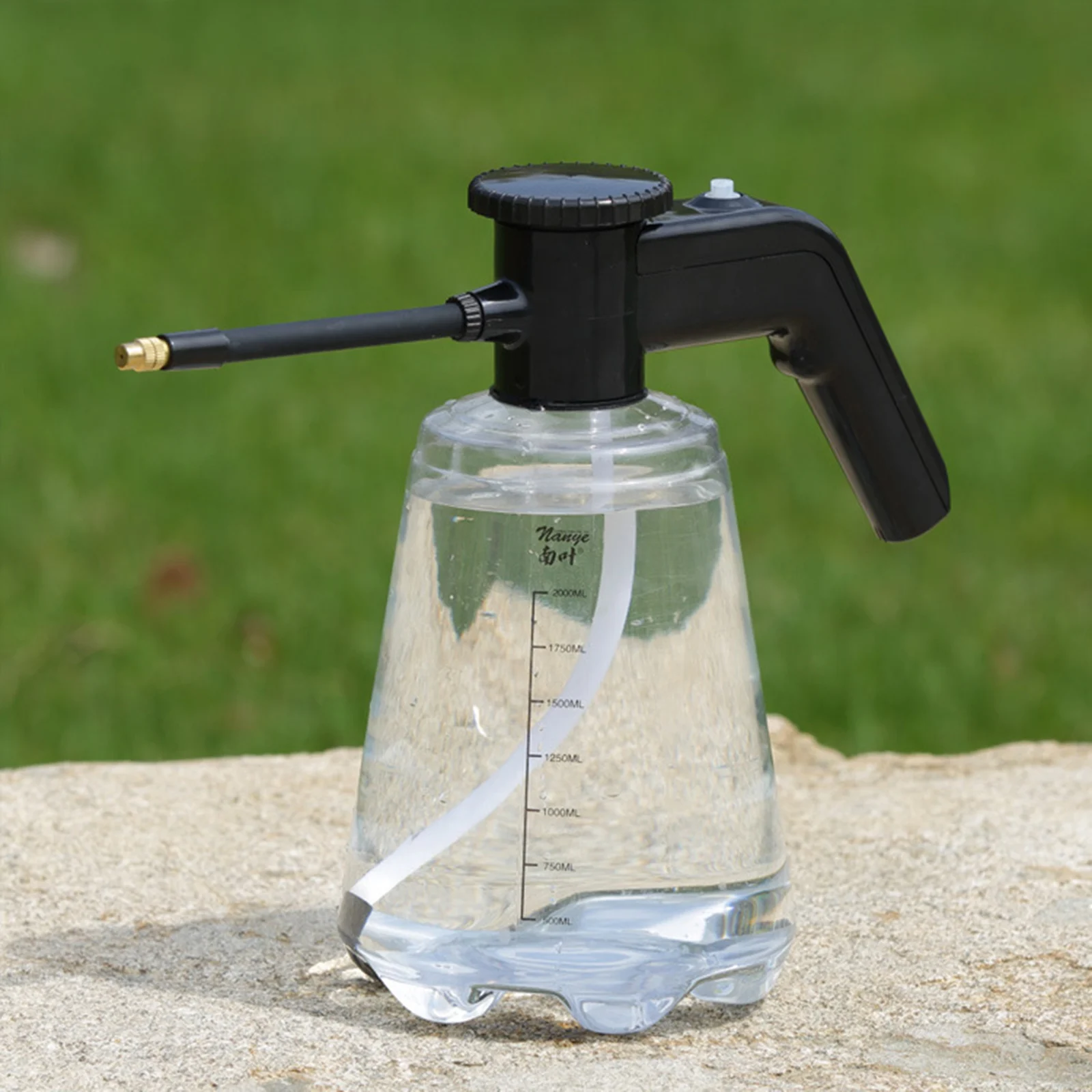2500ml Handheld Electric Garden Sprayer Transparent Pump Pressure Water Spray Bottle for Watering Plants, Flower, Vegetables,
2500ml Handheld Electric Garden Sprayer Transparent Pump Pressure Water Spray Bottle for Watering Plants, Flower, Vegetables,