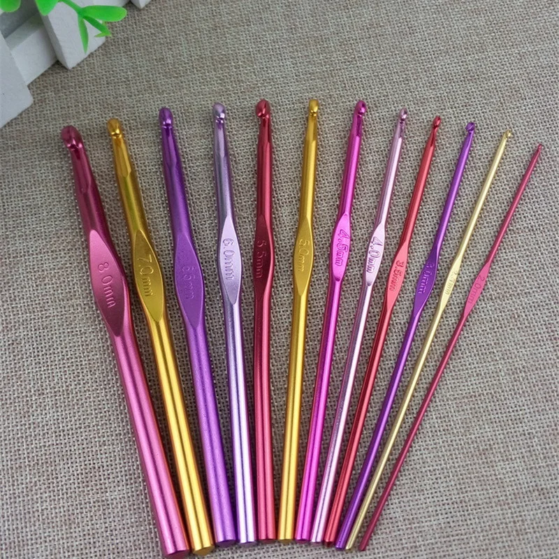 NEW 1PC/4PCS New 2/2.5/3/3.5mm Aluminum Oxide Knitting Needles Crochet Hook Weave Crochet Needles Sewing Accessories
NEW 1PC/4PCS New 2/2.5/3/3.5mm Aluminum Oxide Knitting Needles Crochet Hook Weave Crochet Needles Sewing Accessories
