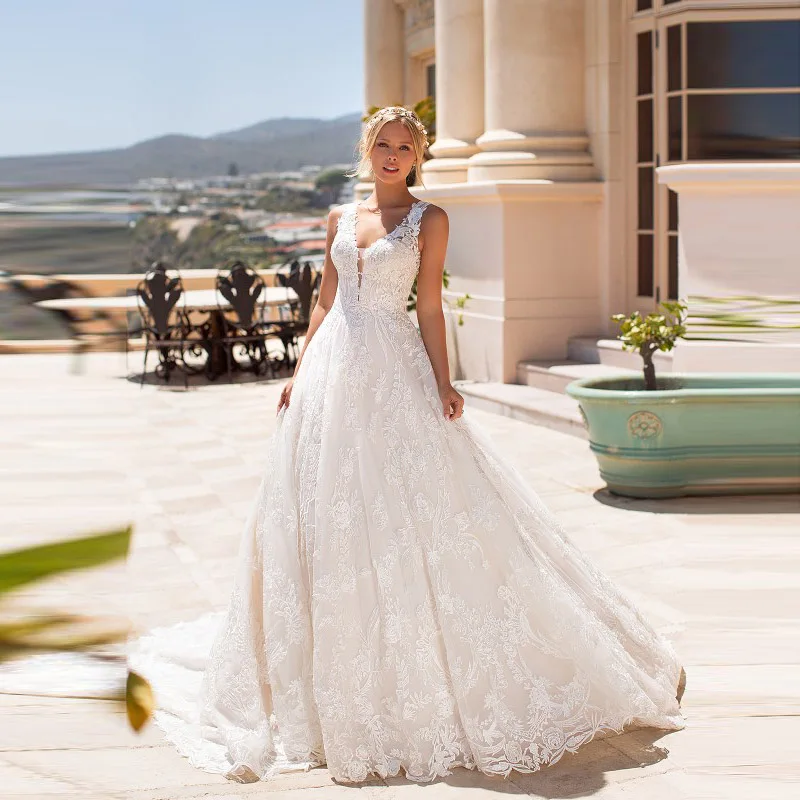 Affordable Graceful A Line Lace Back Out Wedding Gowns for Bride Sleeveless V Neckline Applique Bridal Wedding Dresses Hot Sale
Affordable Graceful A Line Lace Back Out Wedding Gowns for Bride Sleeveless V Neckline Applique Bridal Wedding Dresses Hot Sale