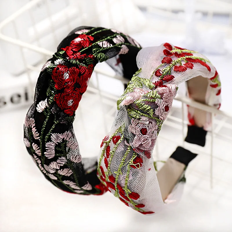 12pcs Ladies Retro Embroidery Headband Chinese National Headwear Girls Sweet Top Knot Mesh Hairband European American Style
12pcs Ladies Retro Embroidery Headband Chinese National Headwear Girls Sweet Top Knot Mesh Hairband European American Style