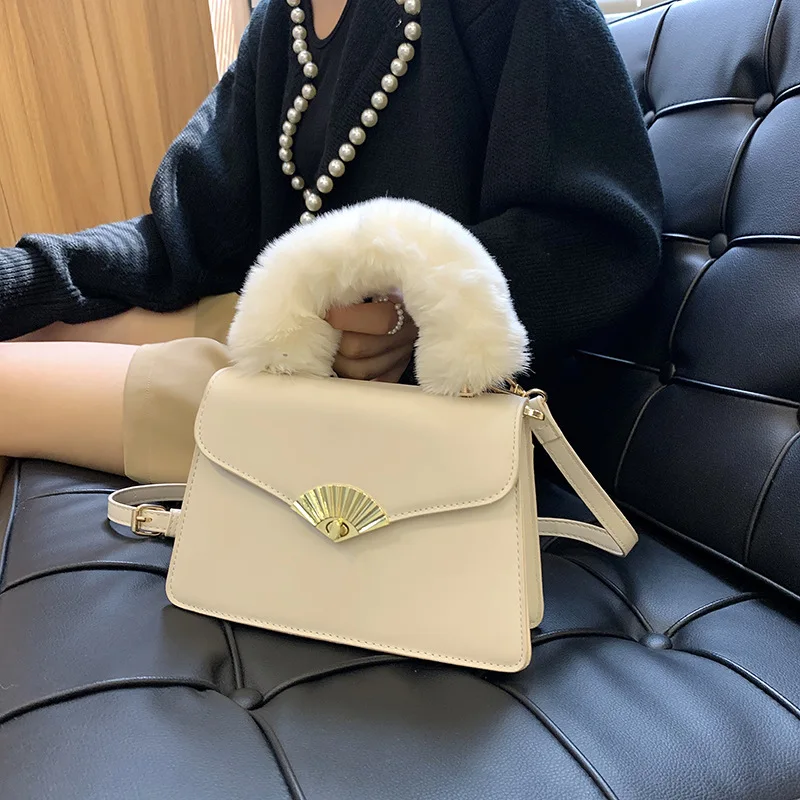 Small Fragrance Texture Trend Personality Bag Autumn 2021 New Tide Shoulder Bag Handbag Diagonal Texture Bag
Small Fragrance Texture Trend Personality Bag Autumn 2021 New Tide Shoulder Bag Handbag Diagonal Texture Bag
