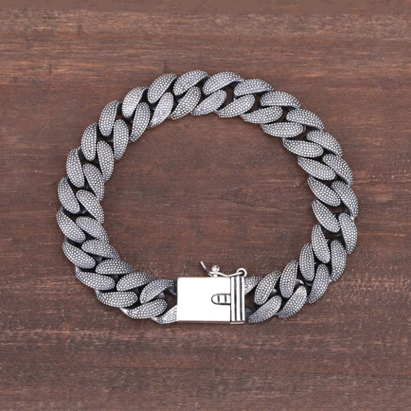 Реальные 925 пробы серебро Мода Для мужчин простой цепи Ретро Для женщин Для мужчин универсальные Личность браслет изысканный памятный пода...
Реальные 925 пробы серебро Мода Для мужчин простой цепи Ретро Для женщин Для мужчин универсальные Личность браслет изысканный памятный пода...