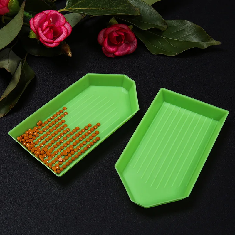 30 pieces of DIY diamond picture box diamond painting tool accessories 5D diamond painting storage box diamond brush plate
30 pieces of DIY diamond picture box diamond painting tool accessories 5D diamond painting storage box diamond brush plate
