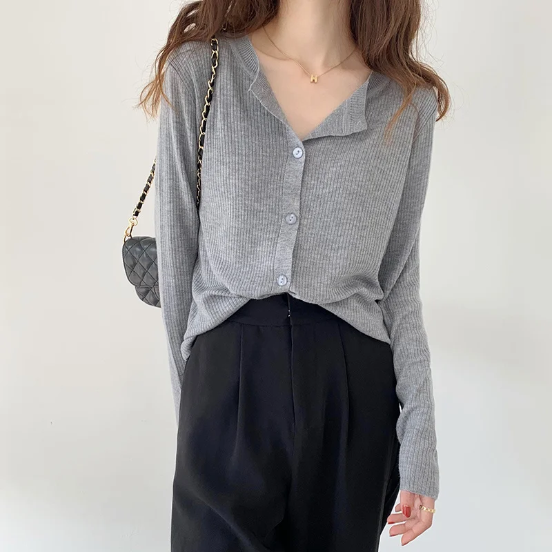 Autumn/winter Soft Waxy Knitted Cardigan for Women New Long Sleeve Slim Top and Thin Sweater 2021
Autumn/winter Soft Waxy Knitted Cardigan for Women New Long Sleeve Slim Top and Thin Sweater 2021