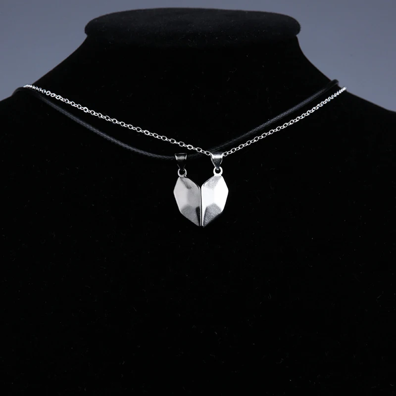 2PCS Magnetic Couple Necklace Lovers Heart Pendant Faceted Charm Necklace Women Valentine's Day Gift Wishing Stone Necklace
2PCS Magnetic Couple Necklace Lovers Heart Pendant Faceted Charm Necklace Women Valentine's Day Gift Wishing Stone Necklace