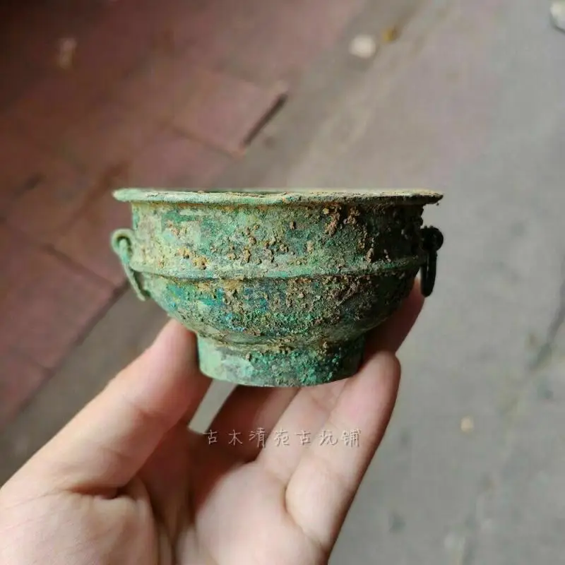 Chinese Archaize Folk Old Bronzes Bronze Bowl Desk Decoration Collection Ornaments
Chinese Archaize Folk Old Bronzes Bronze Bowl Desk Decoration Collection Ornaments