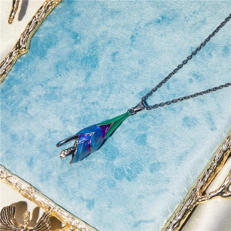 Popular new exquisite blue flower long necklace female romantic charm wedding accessories pendant holiday gift wholesale
Popular new exquisite blue flower long necklace female romantic charm wedding accessories pendant holiday gift wholesale
