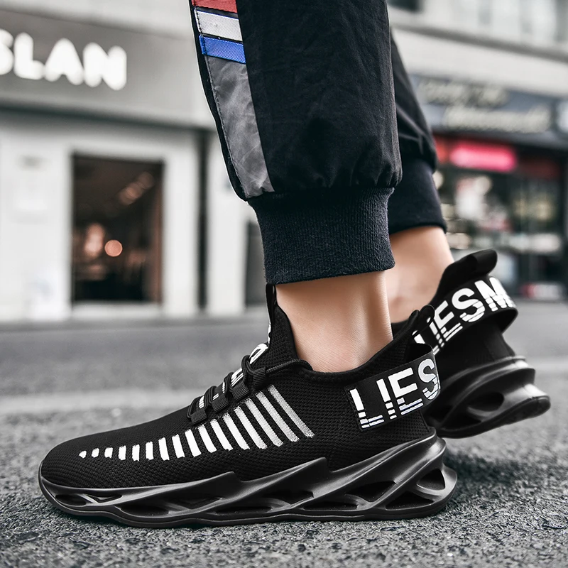 Newest Running Shoes Men Breathable Lightweight Sports Sneakers Mesh Hollow Sole Cushioning High Quality Athletic Blade Sneakers
Newest Running Shoes Men Breathable Lightweight Sports Sneakers Mesh Hollow Sole Cushioning High Quality Athletic Blade Sneakers