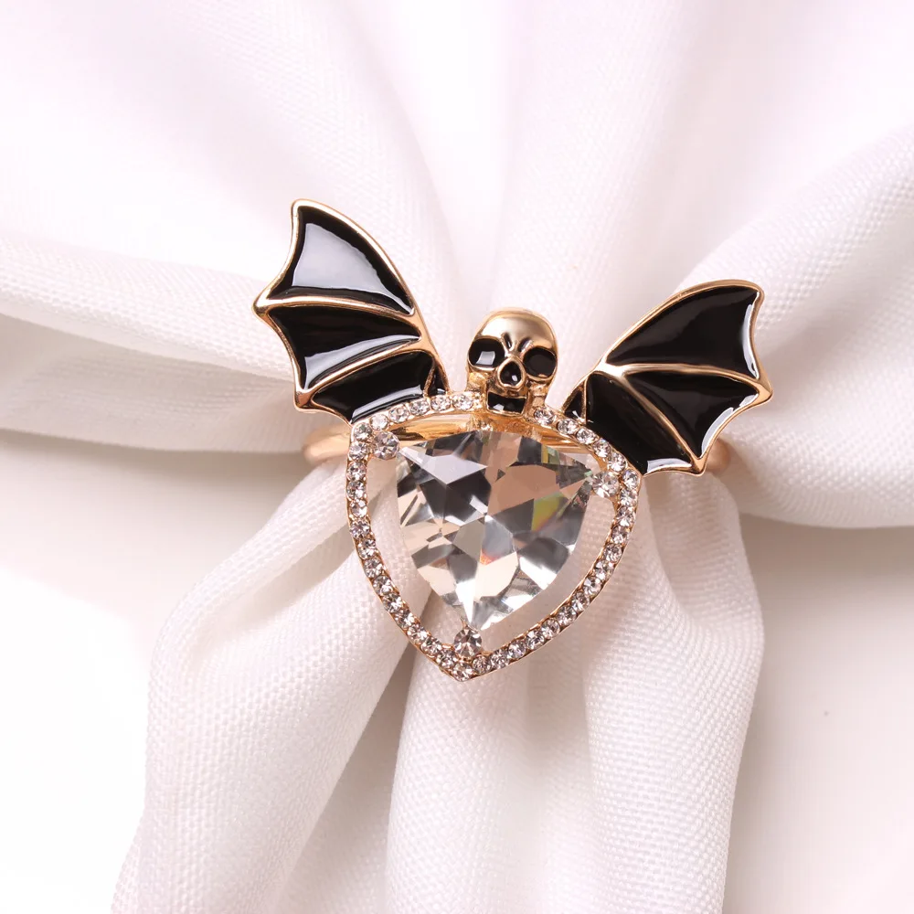 12PCS/Halloween bat skull napkin ring table decoration furnishings for holiday reception celebration gifts
12PCS/Halloween bat skull napkin ring table decoration furnishings for holiday reception celebration gifts