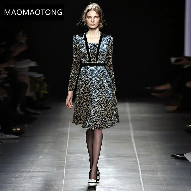 Fashion Designer Dress Spring Women's Dress Square Collar Long Sleeve Beaded Crystal Vintage Velvet Print Dresses
Fashion Designer Dress Spring Women's Dress Square Collar Long Sleeve Beaded Crystal Vintage Velvet Print Dresses