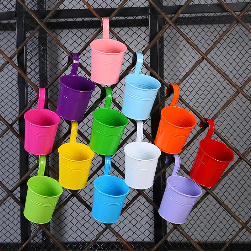 6.3x10.2'' Flower Holders With Detachable Hook Metal Iron Hanging Flower Plant Pots Balcony Garden Plant Planter Baskets Pots
6.3x10.2'' Flower Holders With Detachable Hook Metal Iron Hanging Flower Plant Pots Balcony Garden Plant Planter Baskets Pots