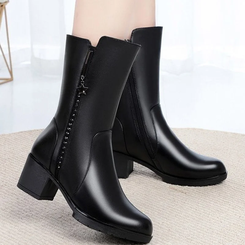 Women Snow Boots Plush Warm Shoes Woman Platform Boots For Women Casual Ladies Boots Fashion Soft Winter Female Shoe Botas Mujer
Women Snow Boots Plush Warm Shoes Woman Platform Boots For Women Casual Ladies Boots Fashion Soft Winter Female Shoe Botas Mujer