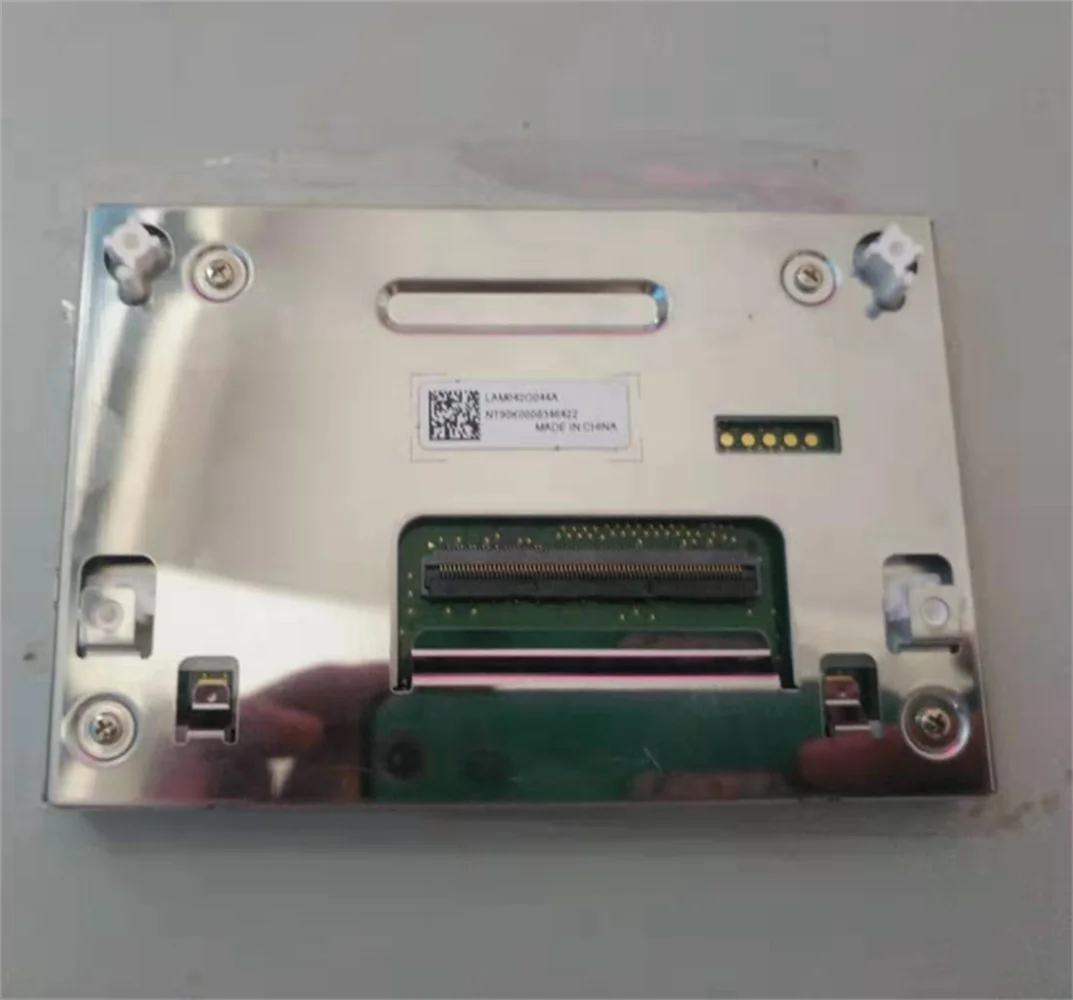 4,2 дюймовый LAM042G044A используется для навигационного ЖК-дисплея центральной панели управления автомобилем
4,2 дюймовый LAM042G044A используется для навигационного ЖК-дисплея центральной панели управления автомобилем