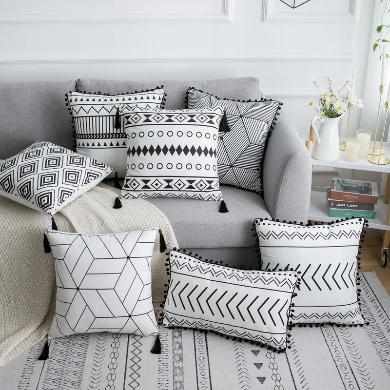 Velvet Black and White Line Printing Pillowcase Decor Cushion Cover with Plush Ball Tassels Decorative Pillow Cover for Sofa
Velvet Black and White Line Printing Pillowcase Decor Cushion Cover with Plush Ball Tassels Decorative Pillow Cover for Sofa