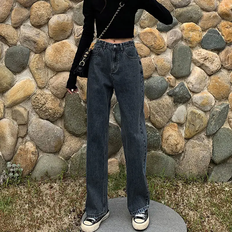 Women's jeans Streetwear Washed Korean Straight pants Female Vintage Black Denim trousers Students Fashion Casual All-match
Women's jeans Streetwear Washed Korean Straight pants Female Vintage Black Denim trousers Students Fashion Casual All-match