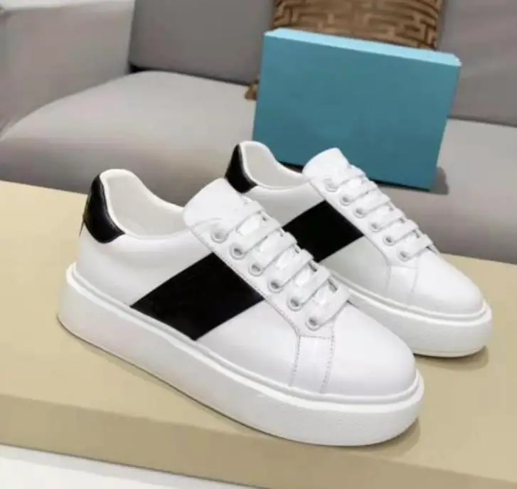 Fashion Women Classic Hot Selling Style Top Quality Real Leather Flays Casual Sneaker Shoes Sprots Running Shoes Free Shipping
Fashion Women Classic Hot Selling Style Top Quality Real Leather Flays Casual Sneaker Shoes Sprots Running Shoes Free Shipping