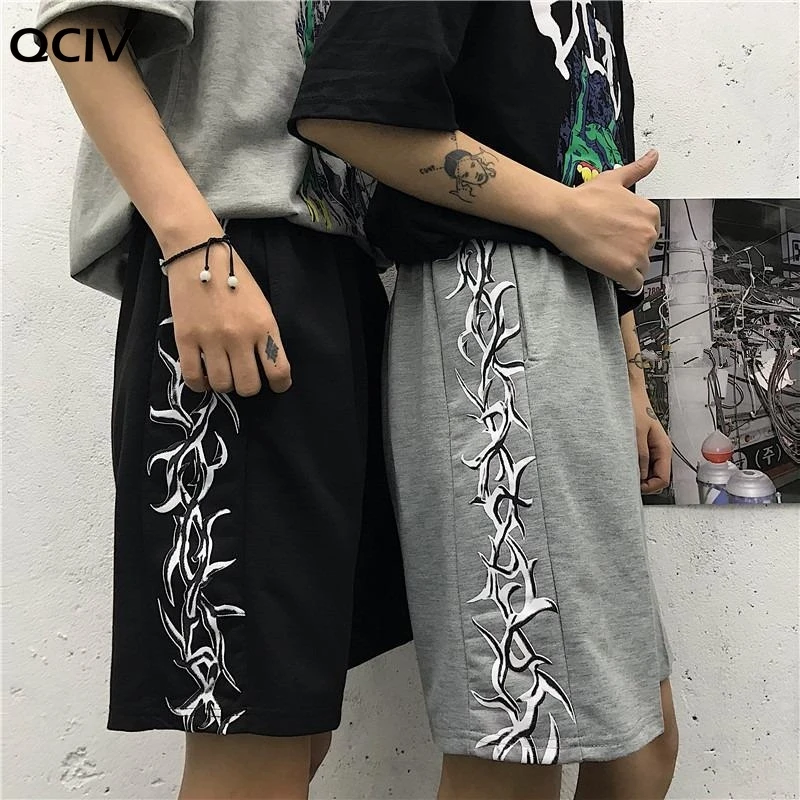 Shorts men's summer wear hip-hop tide brand wild Harajuku simple printed straight loose high waist casual five-point pants
Shorts men's summer wear hip-hop tide brand wild Harajuku simple printed straight loose high waist casual five-point pants