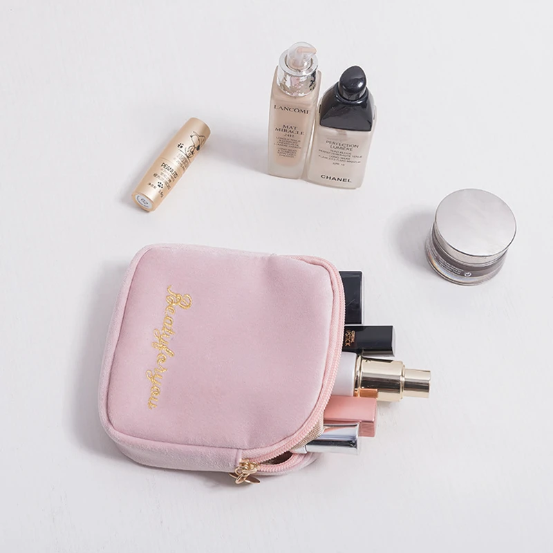 Women Tampon Storage Bag Sanitary Pad Pouch Napkin Cosmetic Bags Organizer Velvet Ladies Makeup Bag Girls Tampon Holder Organize
Women Tampon Storage Bag Sanitary Pad Pouch Napkin Cosmetic Bags Organizer Velvet Ladies Makeup Bag Girls Tampon Holder Organize