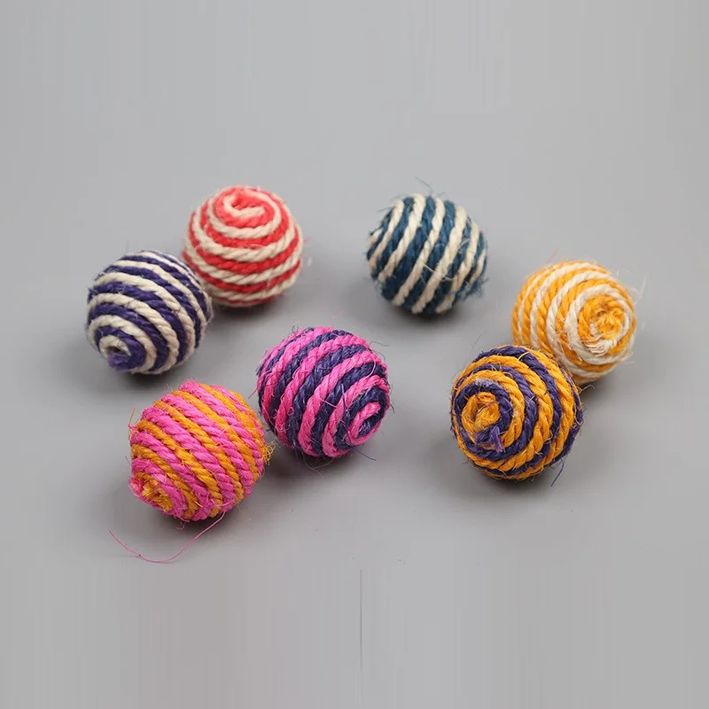 1pcs Cat Pet Sisal Rope Weave Ball Teaser Play Chewing Rattle Scratch Catch Chew Toy Funny Cat Toy Ball Pet Supplies
1pcs Cat Pet Sisal Rope Weave Ball Teaser Play Chewing Rattle Scratch Catch Chew Toy Funny Cat Toy Ball Pet Supplies