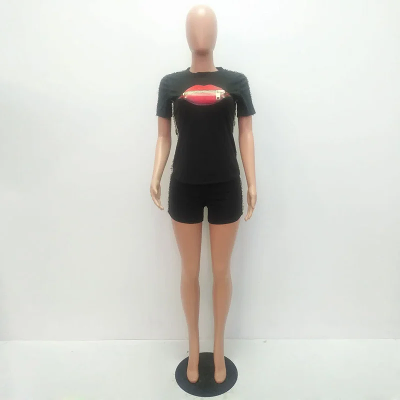 Women Sportswear Two Piece Outfit Summer Clothes 2021 Mouth Lip Zipper Slim Fit Top And Biker Short Casual 2 Piece Matching Sets 
Women Sportswear Two Piece Outfit Summer Clothes 2021 Mouth Lip Zipper Slim Fit Top And Biker Short Casual 2 Piece Matching Sets
