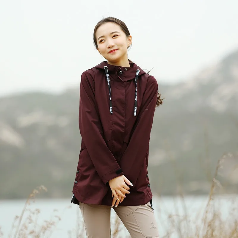 Outdoor New Women's Single Layer Jacket Hiking and Mountaineering Windproof Jacket Water Repellent Breathable Hooded Windbreaker
Outdoor New Women's Single Layer Jacket Hiking and Mountaineering Windproof Jacket Water Repellent Breathable Hooded Windbreaker