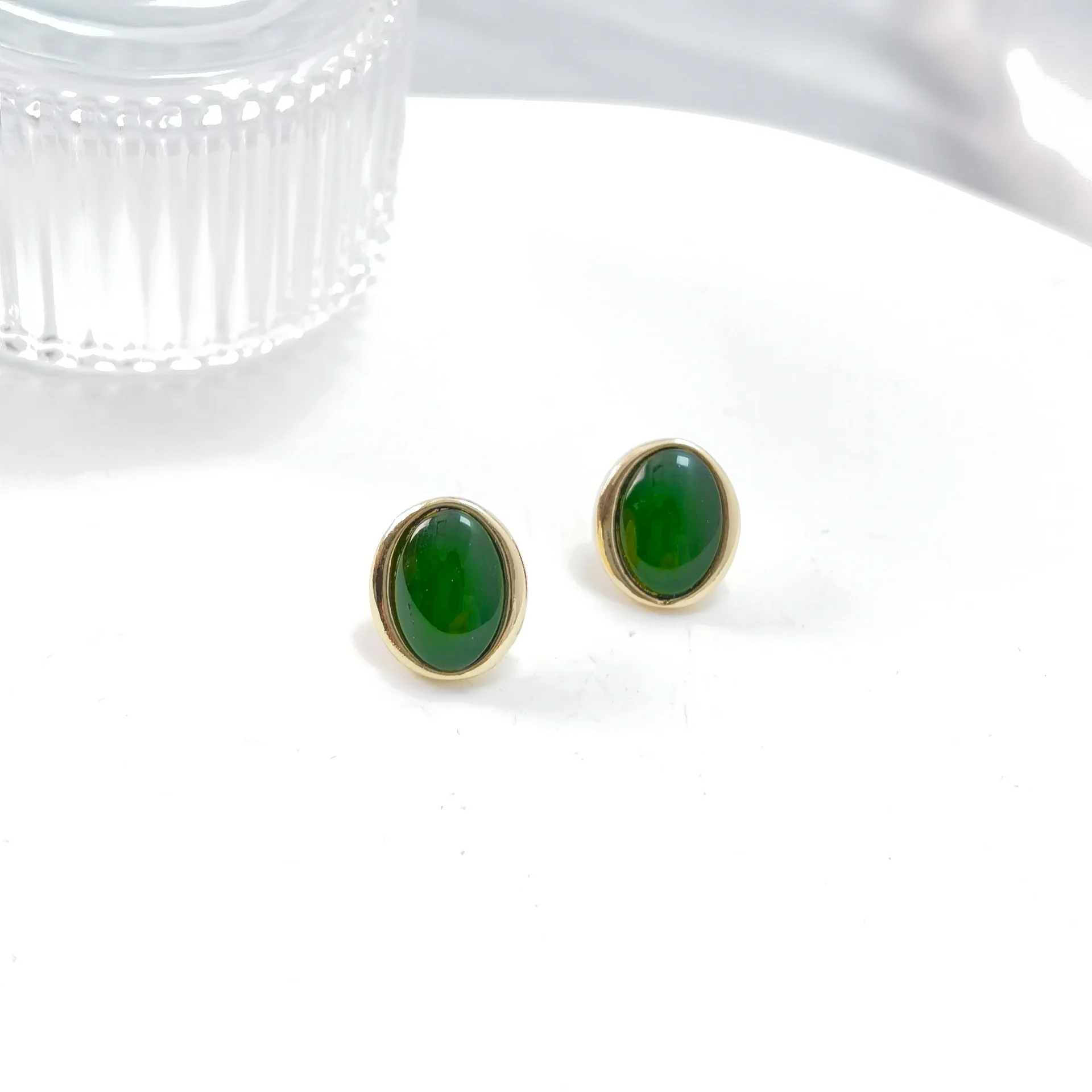 S925 Silver Needle Vintage New Literary Earrings Retro Cat Eye Earrings Female French Antique Palace Style Earrings Female
S925 Silver Needle Vintage New Literary Earrings Retro Cat Eye Earrings Female French Antique Palace Style Earrings Female