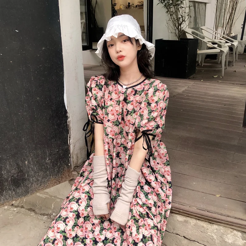 ZAWAHIKI Korean Vintage Print Floral Dress Women Summer 2021 O Neck Puff Sleeve Bandage Design Loose Dress Mid-calf Vestidos
ZAWAHIKI Korean Vintage Print Floral Dress Women Summer 2021 O Neck Puff Sleeve Bandage Design Loose Dress Mid-calf Vestidos