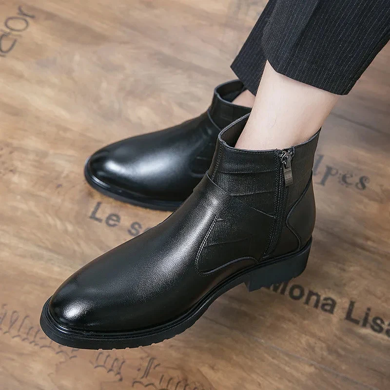 Men's High Top Leather Shoes New Fashion Leisure Versatile Comfortable Black Thick Bottom Inner Heightening Men's Leather Boots
Men's High Top Leather Shoes New Fashion Leisure Versatile Comfortable Black Thick Bottom Inner Heightening Men's Leather Boots