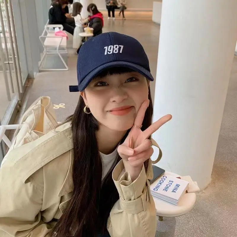 шапка Outdoor Sports Baseball Cap Spring/Summer Letter Embroidery Cotton Soft Top Sunscreen Hat adjustable Men Women Hat
шапка Outdoor Sports Baseball Cap Spring/Summer Letter Embroidery Cotton Soft Top Sunscreen Hat adjustable Men Women Hat