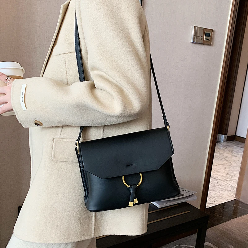 VeryMe Women Small Square Bag Ladies Retro Shoulder Messenger bag Leather Mini Female Mobile Phone Packet bolsos pequeños 2021
VeryMe Women Small Square Bag Ladies Retro Shoulder Messenger bag Leather Mini Female Mobile Phone Packet bolsos pequeños 2021