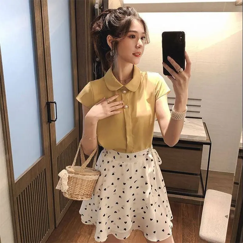 skirts womens 2020 mini polka dot chiffon pleated skirt elastic waist summer woman 2020 new Gilrs female skirt clothes
skirts womens 2020 mini polka dot chiffon pleated skirt elastic waist summer woman 2020 new Gilrs female skirt clothes