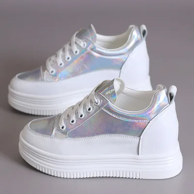 2021 spring and autumn new leather shallow mouth casual all-match fashion platform platform large size flat shoes
2021 spring and autumn new leather shallow mouth casual all-match fashion platform platform large size flat shoes