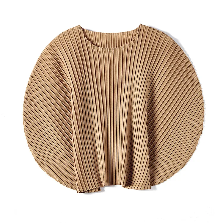 Oversized T-Shirt Women Summer 2020 New Short Fan-shaped Tops Round NecK Batwing Sleeves Loose Miyake Pleated Plus Size T Shirt
Oversized T-Shirt Women Summer 2020 New Short Fan-shaped Tops Round NecK Batwing Sleeves Loose Miyake Pleated Plus Size T Shirt