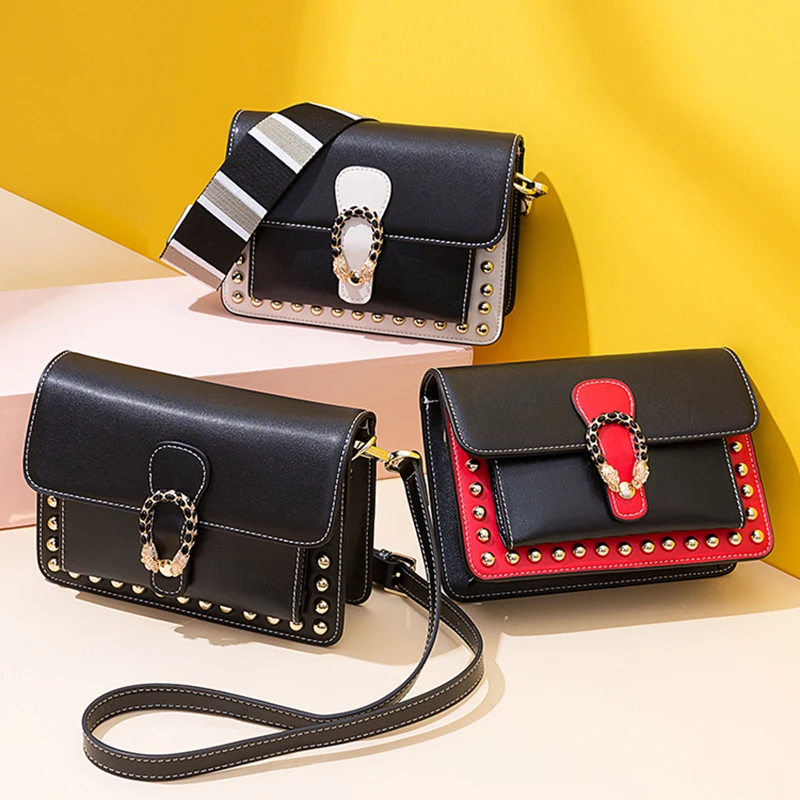 New Classic Retro British Style Fashion Large Women Shoulder Bag Animal Vintage Bag Female Leather Square Woven Tape Handbag
New Classic Retro British Style Fashion Large Women Shoulder Bag Animal Vintage Bag Female Leather Square Woven Tape Handbag