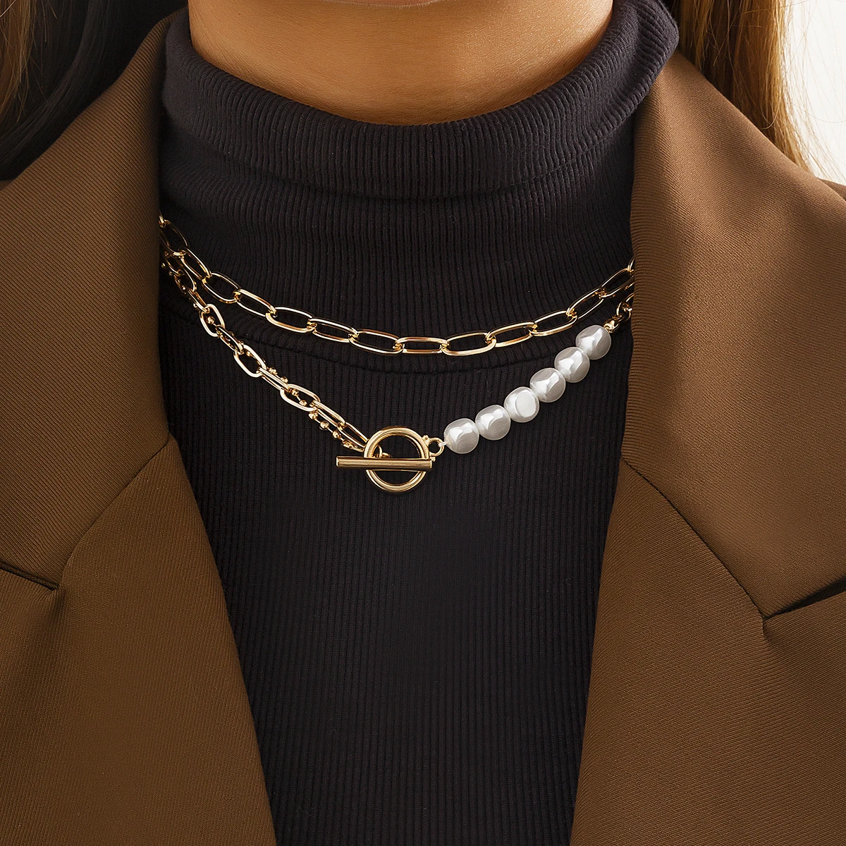 Lacteo Vintage Multi Layered Chain Choker Necklace For Women Fashion OT Buckle Imitation Pearl Collar Clavicle Neck Jewelry Gift
Lacteo Vintage Multi Layered Chain Choker Necklace For Women Fashion OT Buckle Imitation Pearl Collar Clavicle Neck Jewelry Gift