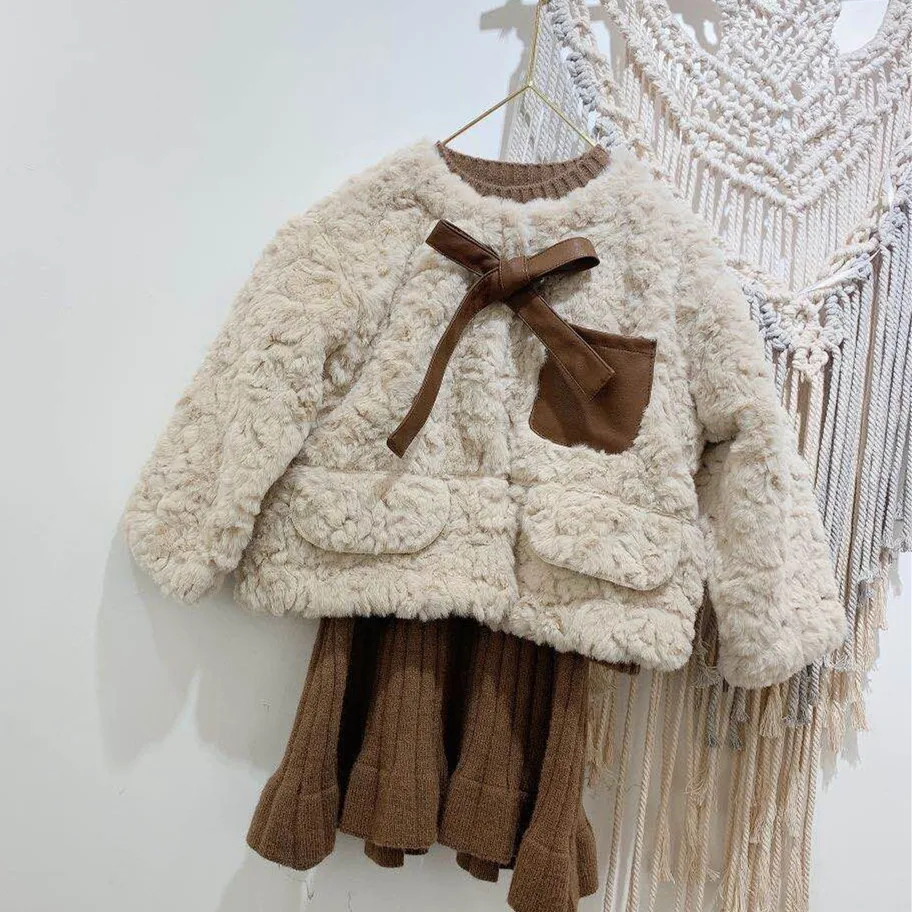 New Baby Girls Winter Autumn Cotton Warm Jacket Coat Long Sleeve Faux Fur Grid Formal Soft Party Kids Wedding Outwear
New Baby Girls Winter Autumn Cotton Warm Jacket Coat Long Sleeve Faux Fur Grid Formal Soft Party Kids Wedding Outwear