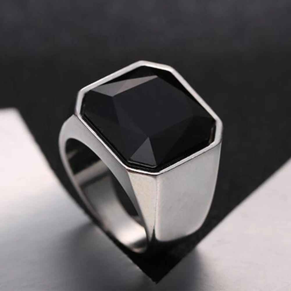 Men Hiphop Ring 316L Stainless Steel Black Stone Ring Domineering Rock Fashion Male Jewelry Wedding Rings Accessories Wholesale
Men Hiphop Ring 316L Stainless Steel Black Stone Ring Domineering Rock Fashion Male Jewelry Wedding Rings Accessories Wholesale