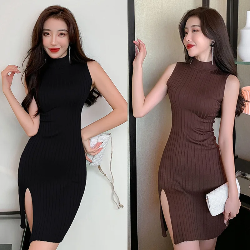 2021 Autumn and winter New Ladies temperament sleeveless knitted split buttock bottomed one-step skirt
2021 Autumn and winter New Ladies temperament sleeveless knitted split buttock bottomed one-step skirt