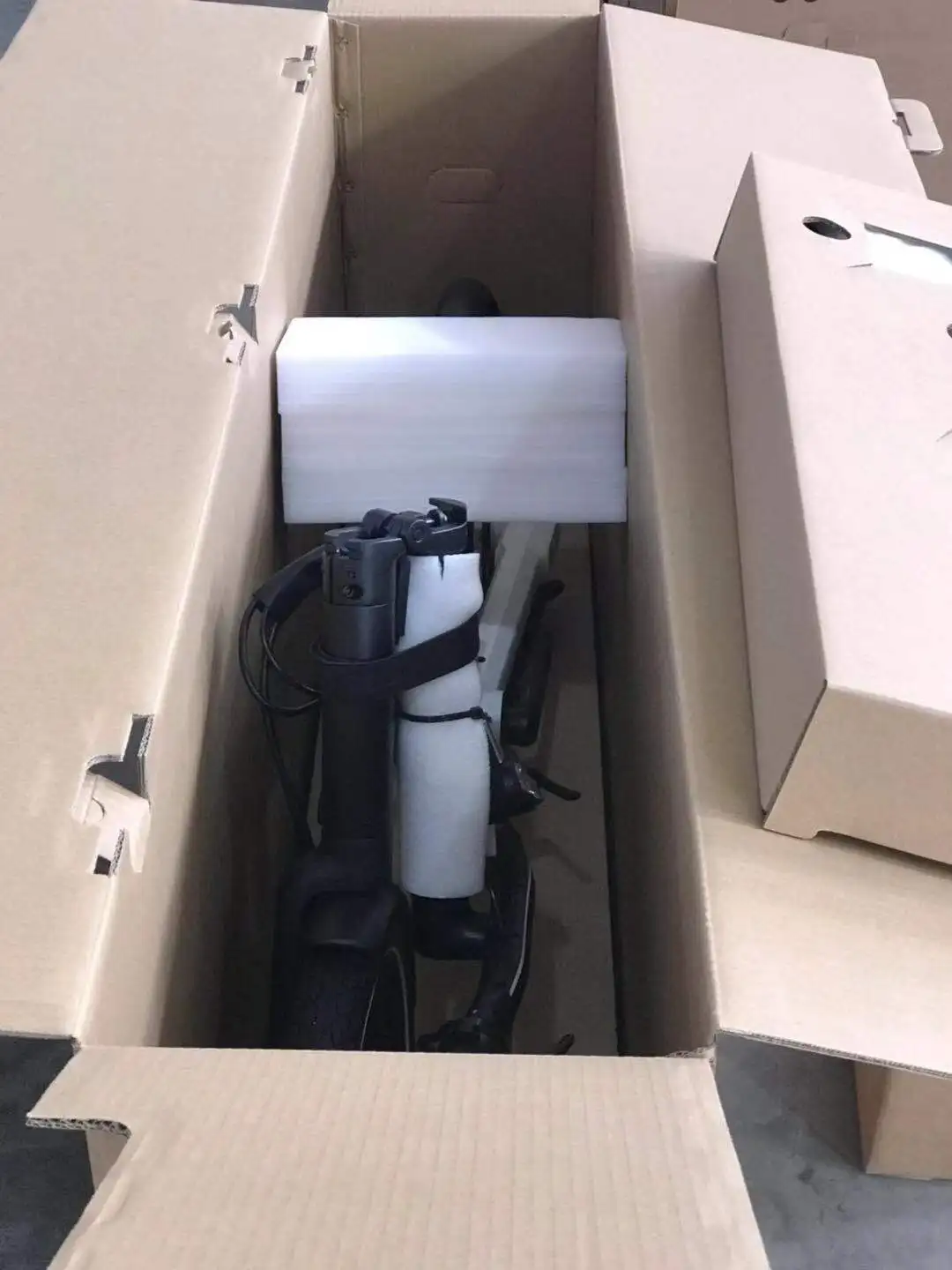C1-040CD004 Electric Bike Folding Electric Bicycle Electric Mountain Bike 20 inch Ebike 36V Lithium Battery
C1-040CD004 Electric Bike Folding Electric Bicycle Electric Mountain Bike 20 inch Ebike 36V Lithium Battery
