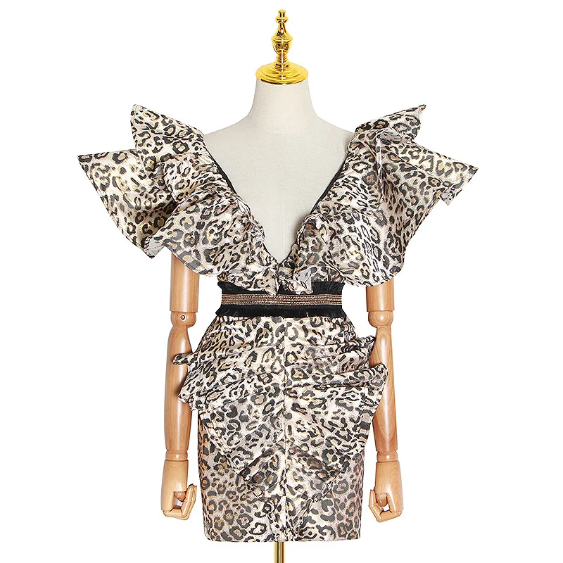 Summer new fashion leopard print sexy deep v backless slim short ruffled dress women tide
Summer new fashion leopard print sexy deep v backless slim short ruffled dress women tide