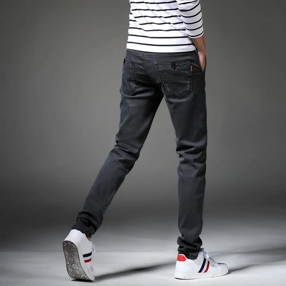New Brand Mens Jeans 2019 Fashion Casual High Quality Skinny Denim Grey Pants Men Spring Cotton Classic Straight Jeans 
New Brand Mens Jeans 2019 Fashion Casual High Quality Skinny Denim Grey Pants Men Spring Cotton Classic Straight Jeans