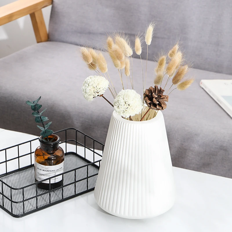 European-Style Plastic Vase Shatterproof Anti-Ceramic Modern Minimalist Flower Arrangement Ornament Unbroken Wedding Home Decor
European-Style Plastic Vase Shatterproof Anti-Ceramic Modern Minimalist Flower Arrangement Ornament Unbroken Wedding Home Decor