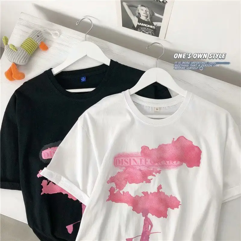 Summer Short Sleeve T-Shirt Cotton Fashion Black Tops Tees Streetwear Harajuku Tshirt Pink Cloud Hip Hop T Shirt punk clothes
Summer Short Sleeve T-Shirt Cotton Fashion Black Tops Tees Streetwear Harajuku Tshirt Pink Cloud Hip Hop T Shirt punk clothes