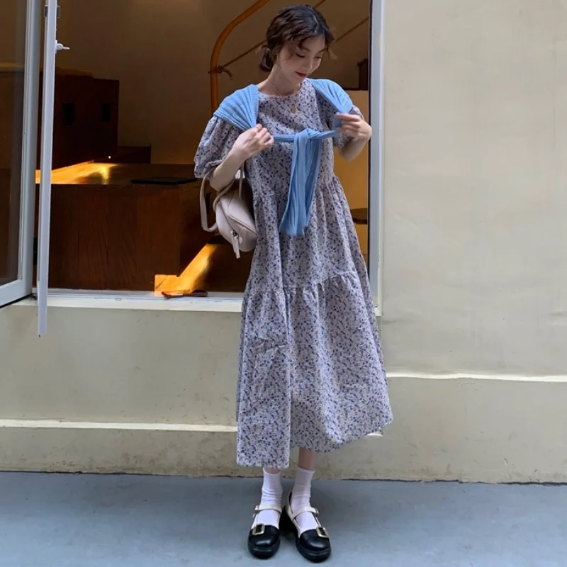 Women's Floral Dress 2021 Summer New Retro French Puff Short Sleeve A- Line Skirt Mid-length Long Dress
Women's Floral Dress 2021 Summer New Retro French Puff Short Sleeve A- Line Skirt Mid-length Long Dress