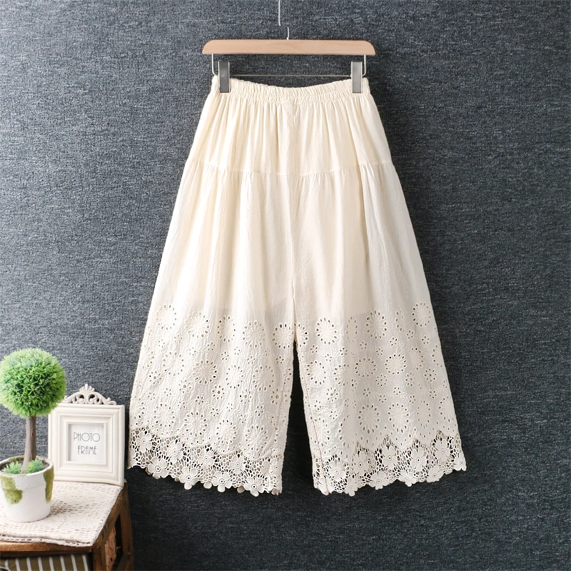 2021 New Summer Women Cotton linen Pants Japan Style Mori Girl Elastic Waist Hollow out Embroidery Wide Leg Pants
2021 New Summer Women Cotton linen Pants Japan Style Mori Girl Elastic Waist Hollow out Embroidery Wide Leg Pants