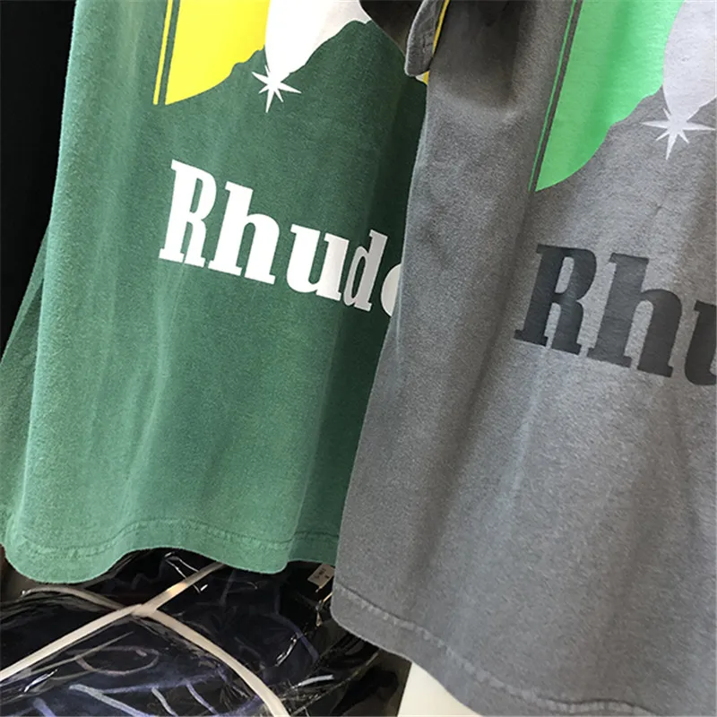 Casual Men Women Fashion RHUDE T-shirts Top Tees Japan High Quality Rh Hairstyle Print Summer Grey Green Rhude T Shirt
Casual Men Women Fashion RHUDE T-shirts Top Tees Japan High Quality Rh Hairstyle Print Summer Grey Green Rhude T Shirt