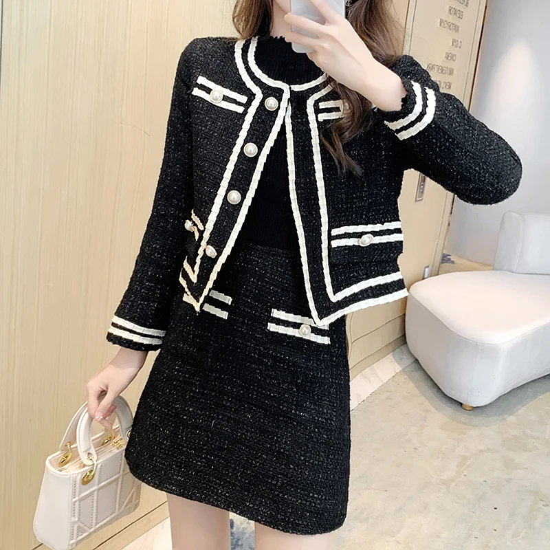 Runway Fall Winter Korean Outfits Fashion Woolen Tweed Stripe Jacket Coat + Elegant A-Line Skirt Suits Two Piece Set
Runway Fall Winter Korean Outfits Fashion Woolen Tweed Stripe Jacket Coat + Elegant A-Line Skirt Suits Two Piece Set