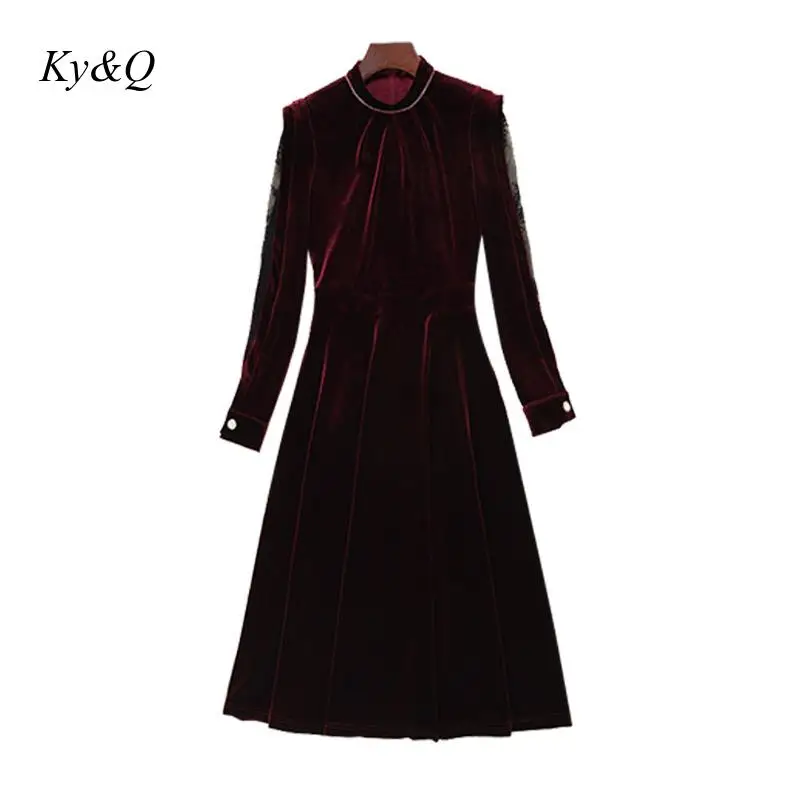2020 Autumn Winter Female Vintage Velvet Dress Long Sleeves Lace Stitching Slim Elegant Temperament Women Party Dresses
2020 Autumn Winter Female Vintage Velvet Dress Long Sleeves Lace Stitching Slim Elegant Temperament Women Party Dresses